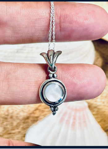 Sterling Silver Mother Of Pearl Solid Bali Pendant Necklace