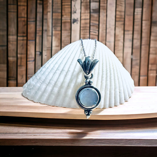 Sterling Silver Mother Of Pearl Solid Bali Pendant Necklace