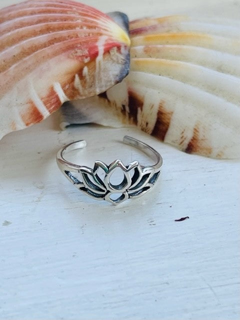 Sterling Silver Lotus Flower Toe Ring